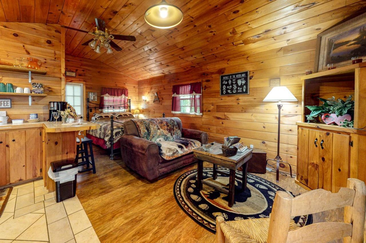Bear Caves At Black Bear Cottages Sevierville Szoba fotó